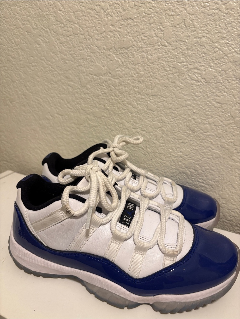 Michael Jordan White and Royal Blue Athletic Sneakers - size 7